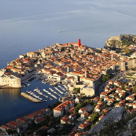 스튜디오 바노바치 아파트